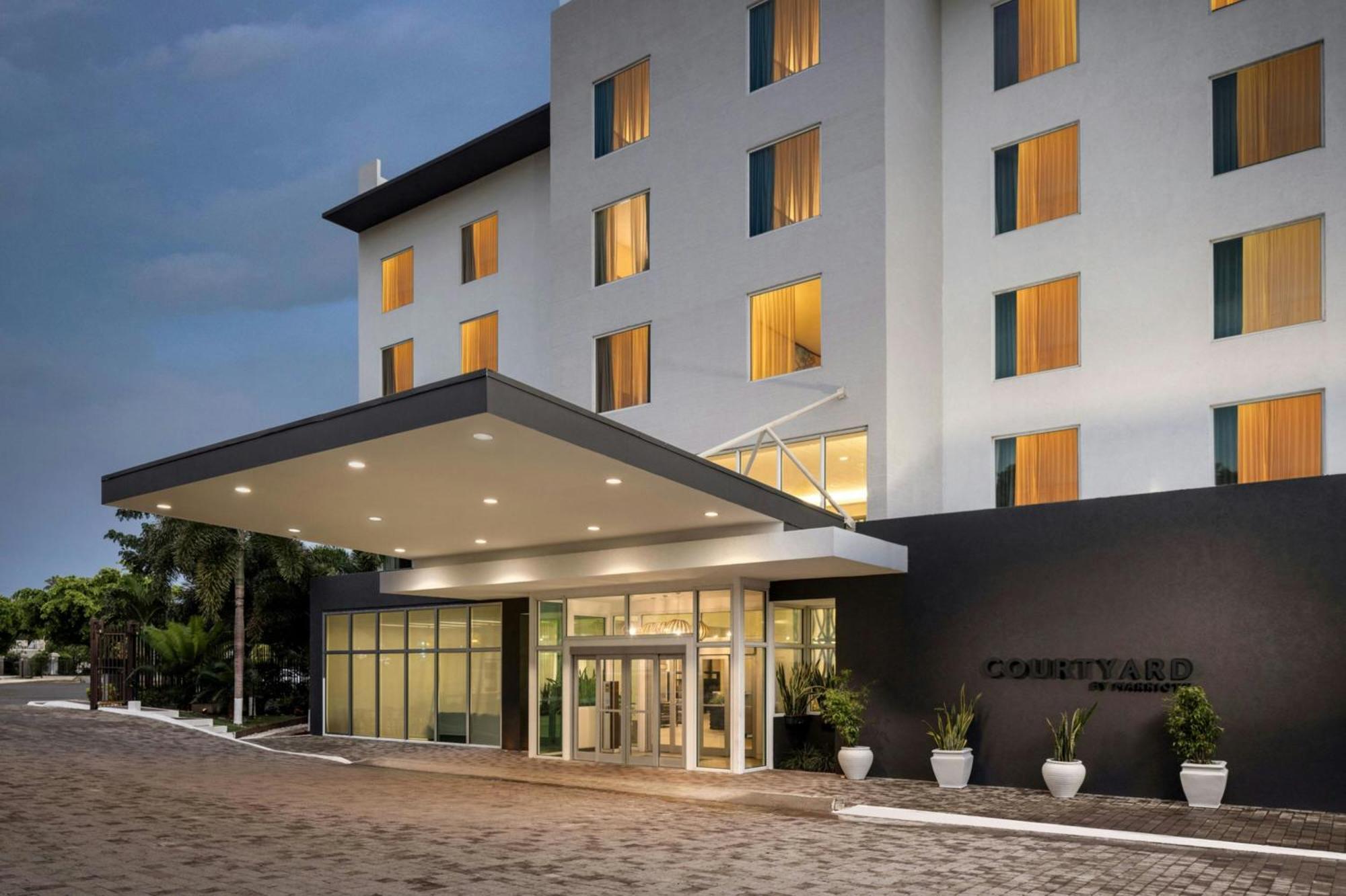 Hotel Courtyard By Marriott Kingston, Jamaica Exteriér fotografie