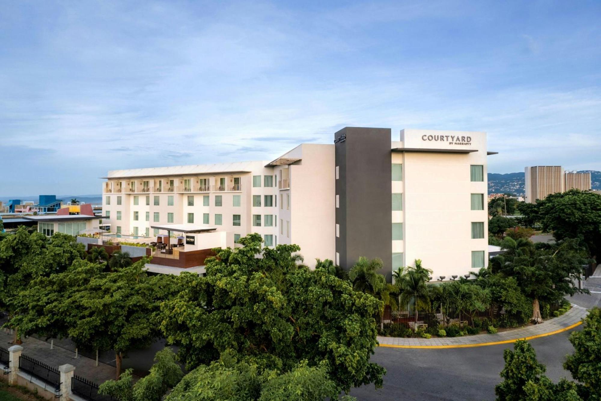 Hotel Courtyard By Marriott Kingston, Jamaica Exteriér fotografie
